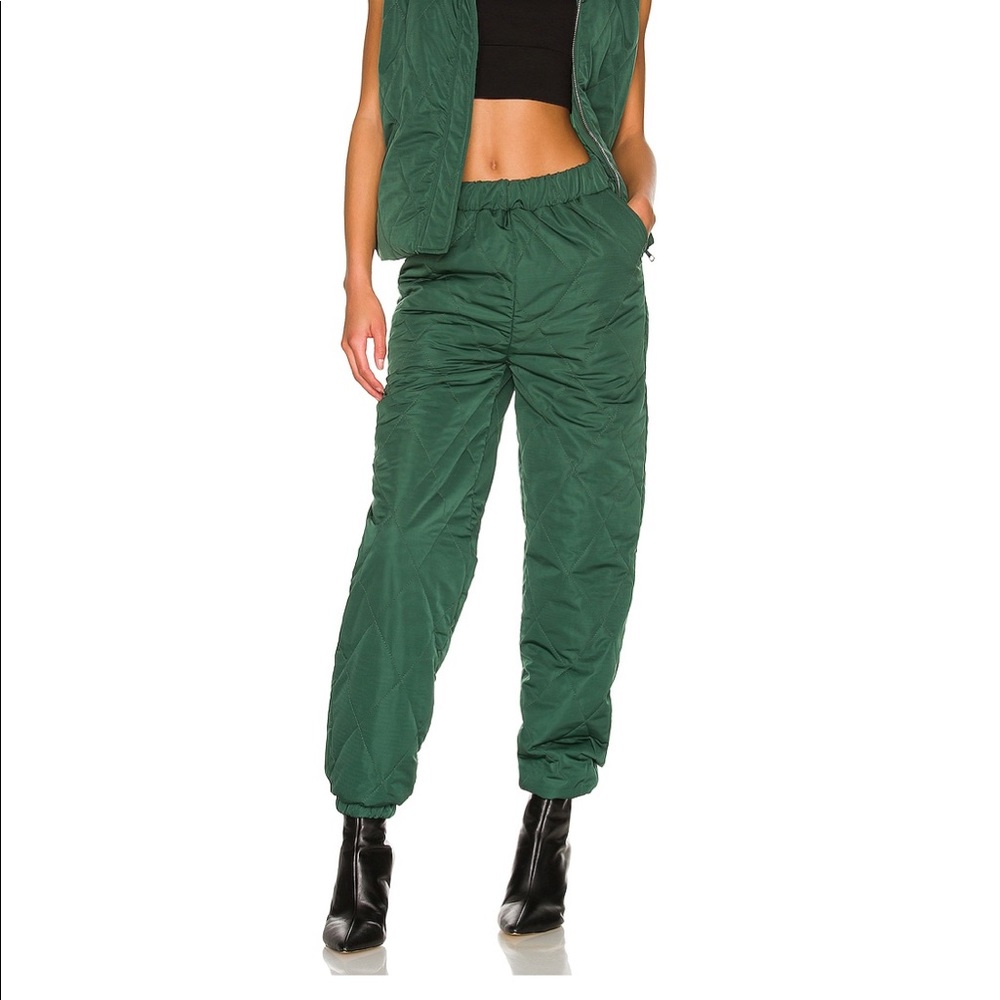 NWT Revolve Superdown Trish Puffer Pant. Quilt Joggers. Green, Size Small